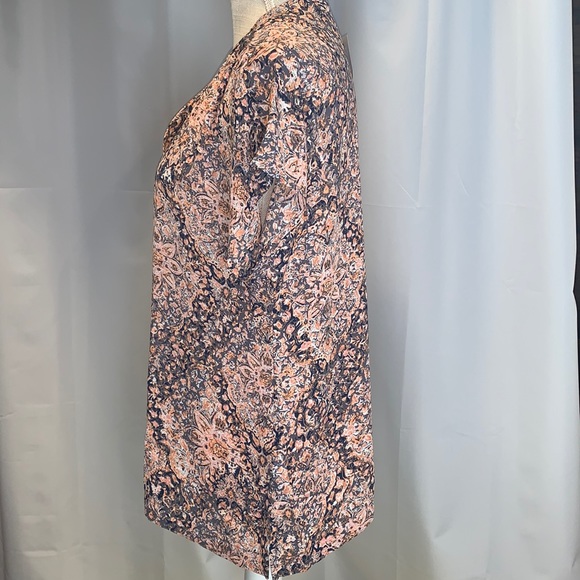 NEW! Maurices Top - Picture 12 of 12